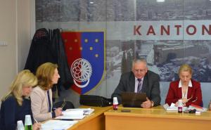 ESV KS jednoglasno: Ograničiti mandate direktora srednjih i osnovnih škola